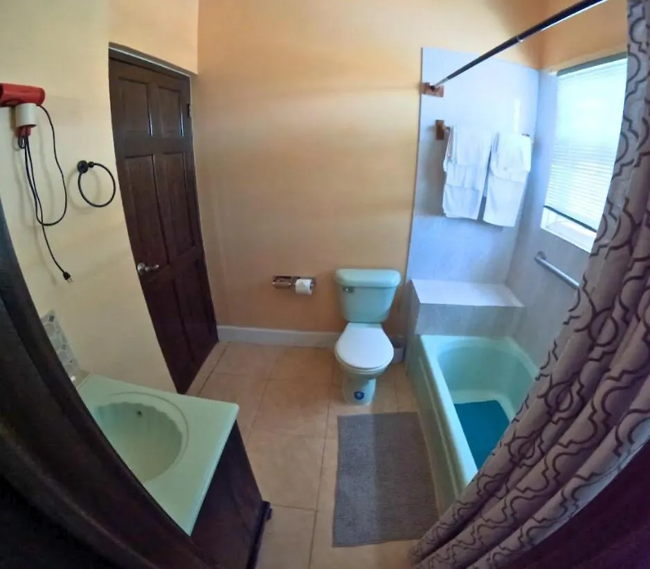 Escape-Relax-Repeat Morris Home Resorts Montego Bay