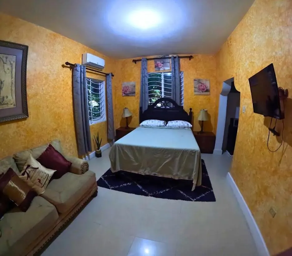 Escape-Relax-Repeat Morris Home Resorts Montego Bay